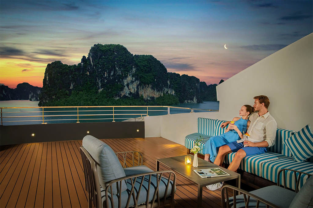 Savor fusion cuisine under the stars